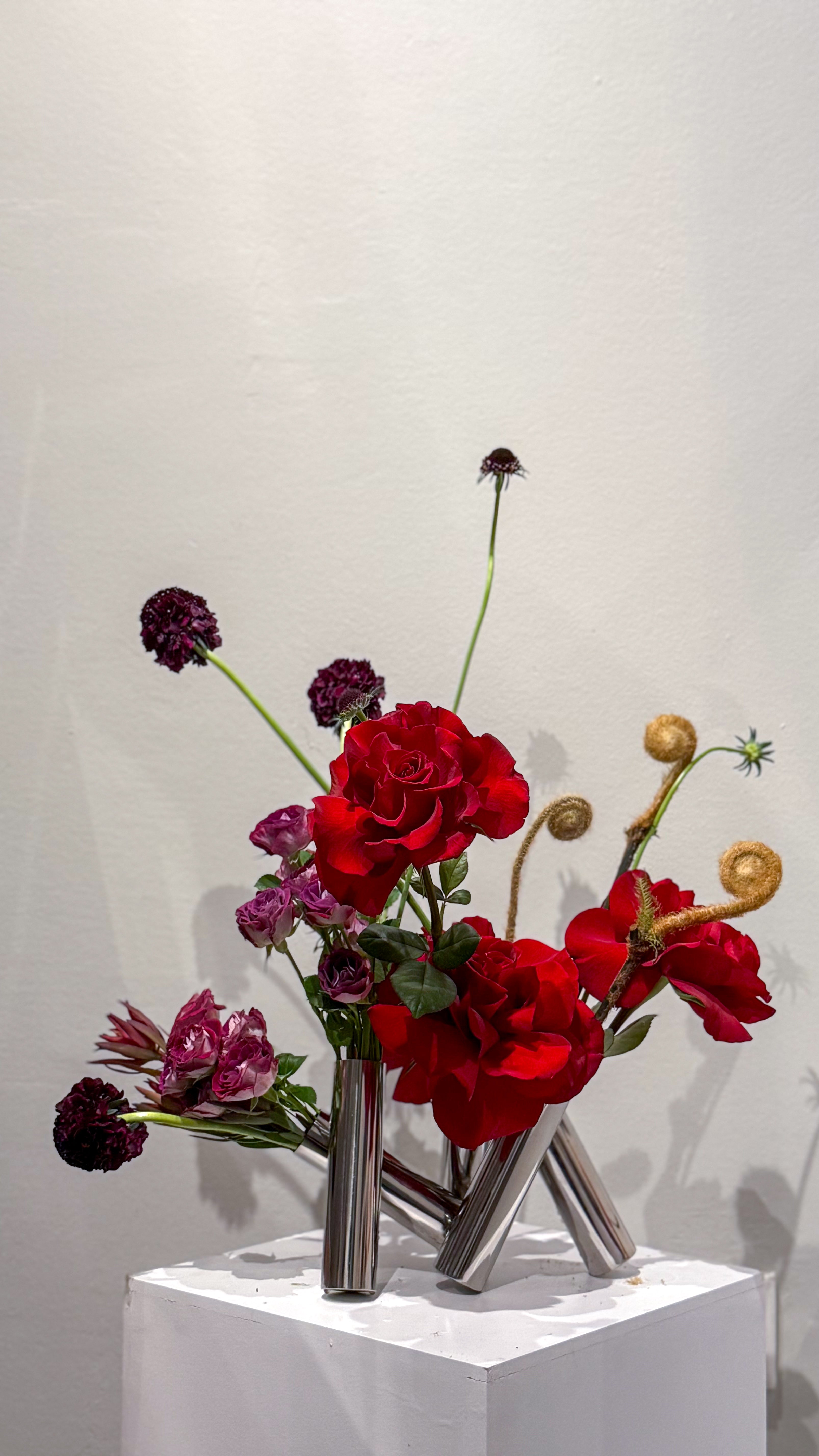 Silver five-opening vessel